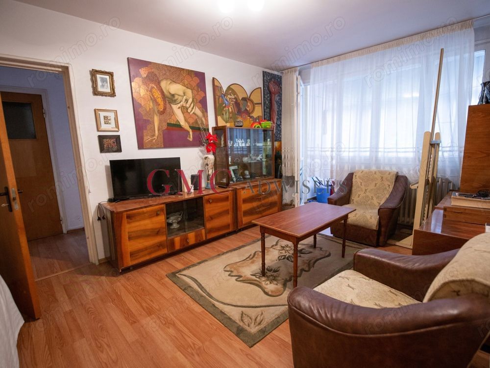 Apartament 2 camere, semidecomandat, Aleea Fizicienilor,Titan - Poză 1