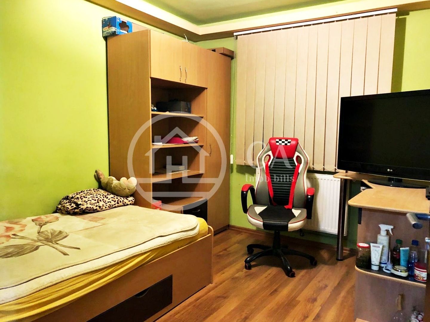 Apartament cu 4 camere de vanzare in Rogerius, Oradea - Poză 17