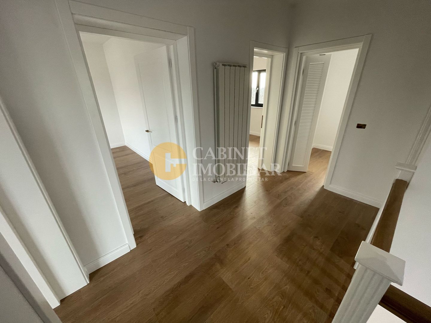 Vila Individuala LA ASFALT centru Aroneanu - 640mp teren - PREMIUM - Poză 5