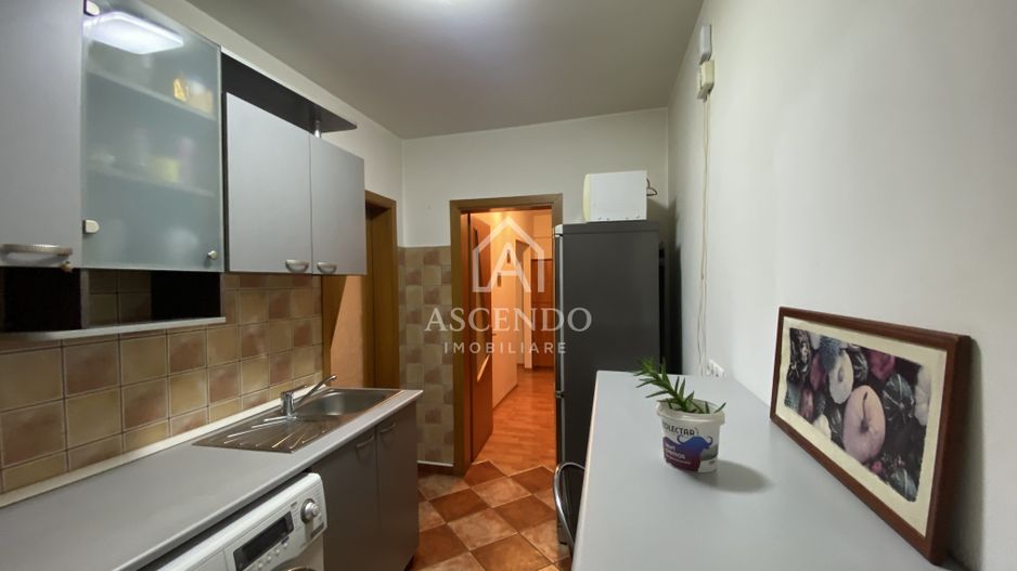 Vânzare apartament 2 camere Drumul Taberei, aproape de metrou - Poză 11
