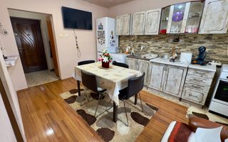 Apartament 3 camere, 70 mp total, loc de parcare, Str. Vânătorilor - Poză 7