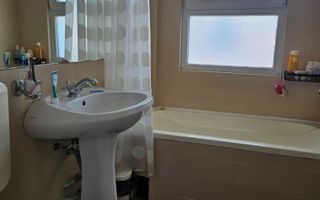 Apartament luminos, renovat, mobilat și utilat complet, Cluj-Napoca. - Poză 6