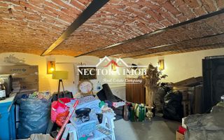 NECTORA IMOB-Casa Mare 10 camere,4 bai,Zona Centrala, utilata/mobilata - Poză 32