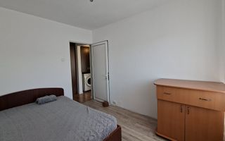 Inchiriere Apartament 3 camere Bibescu mobilat-utilat - Poză 4