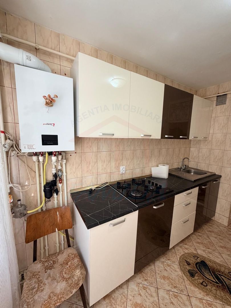 🏡 Apartament cu 2 camere decomandat de vânzare – Micro 39B - Poză 2