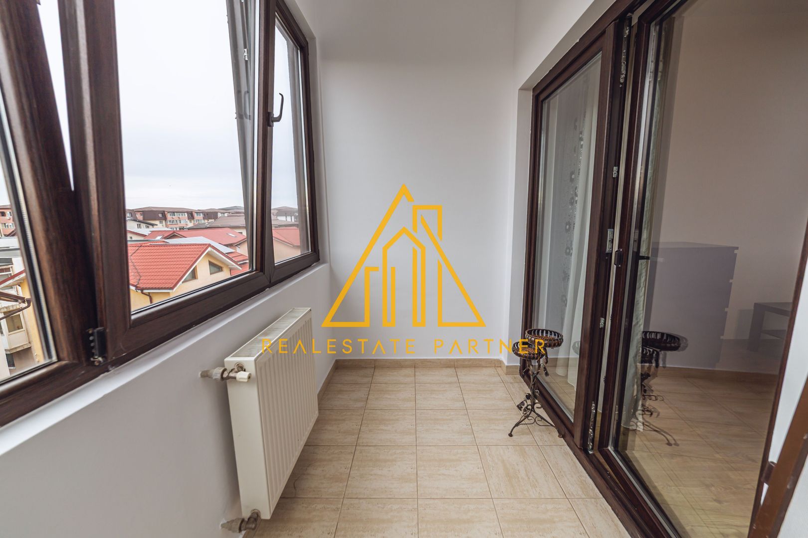 Apartament luminos, completat de spații utile și confortul de care ai nevoie! - Poză 12