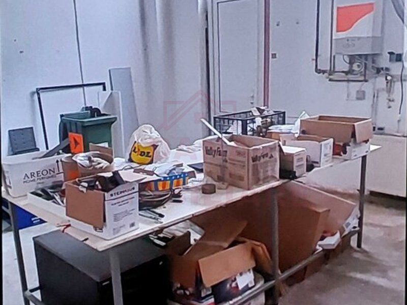 SPAȚIU COMERCIAL ÎN REȘIȚA, zona Govândari VÂNZARE\ COMISION O% - Poză 9