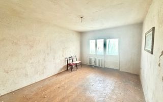 OCAZIE | Apartament 2 camere decomandat | NECESITA RENOVARE COMPLETA - Poză 2