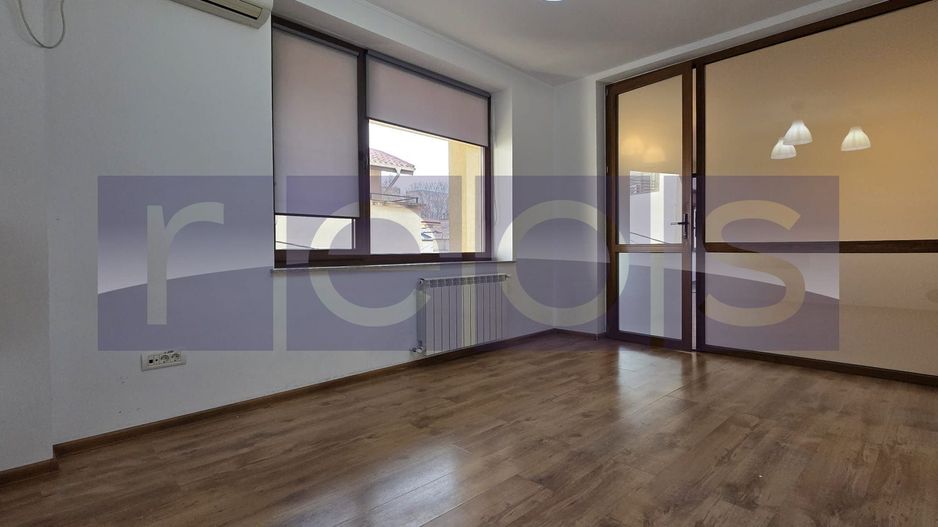 VANZARE IMOBIL | 2 APARTAMENTE DE 4 CAMERE + 1 PENTHOUSE | ZONA DOROBANTI - Poză 1
