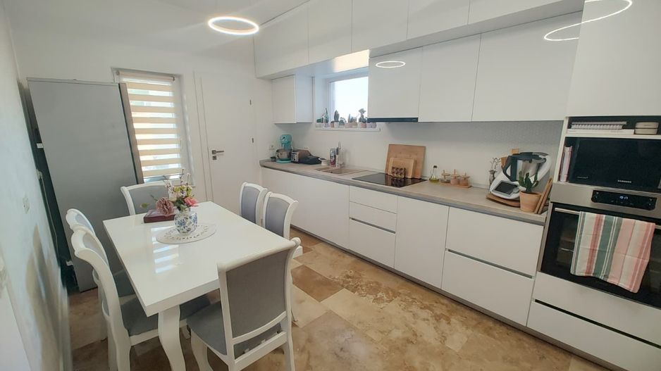 Braytim-Giroc | 5 camere | 3 bai | 4 terase | Asfalt - Poză 4