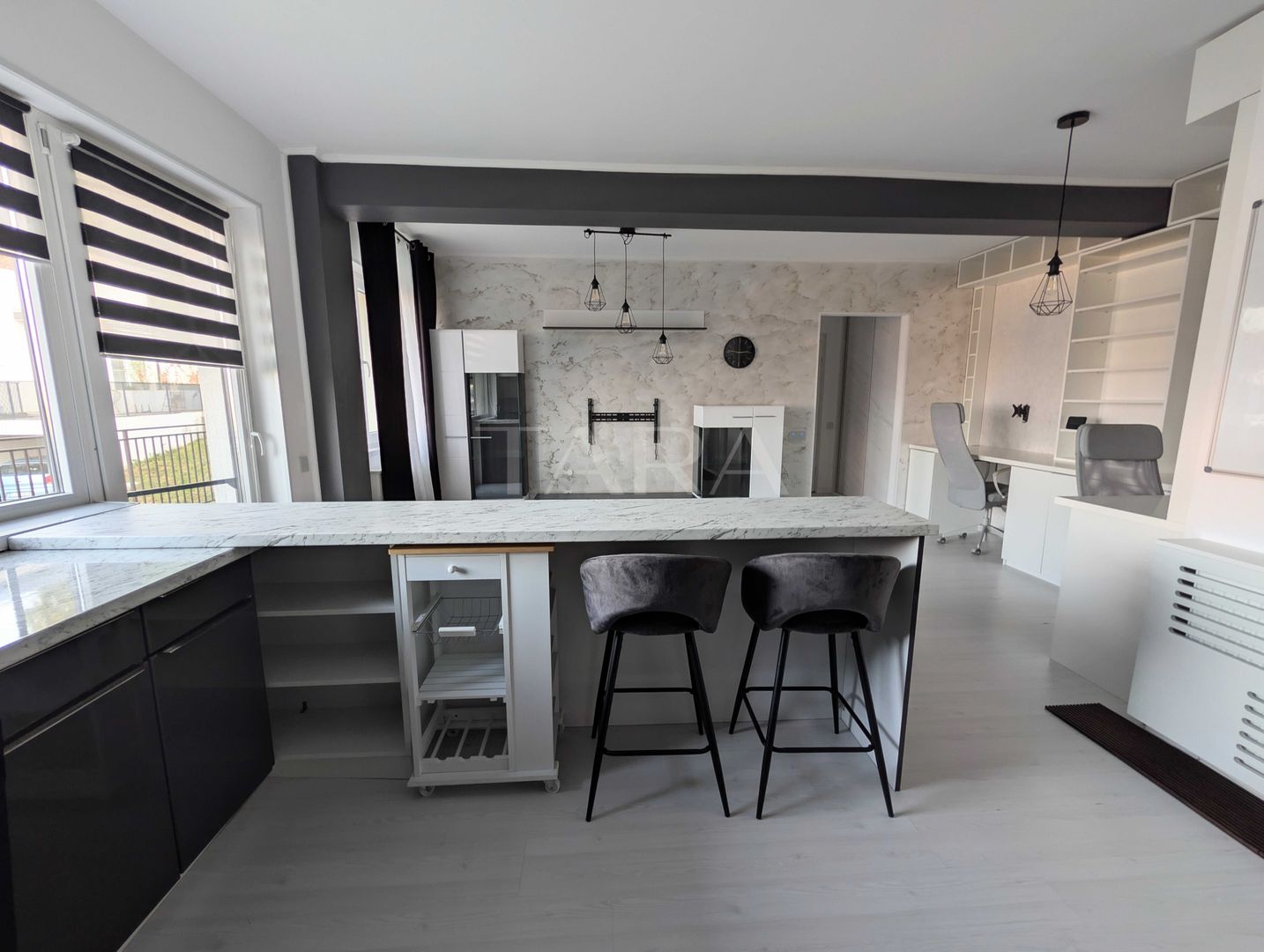 Apartament SMART cu 2 camere, terasă 30 mp, parcare subterană. - Poză 2