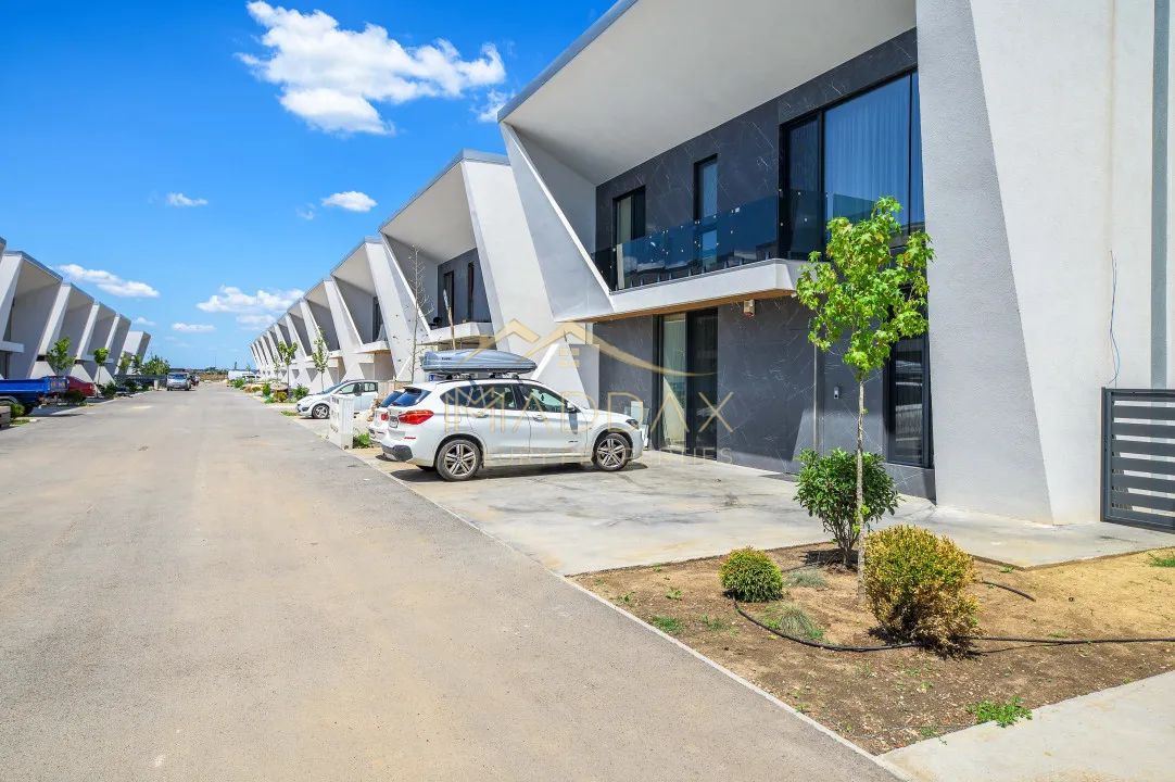 Vilă LUX de vânzare în Voluntari***360mp***4 dormitoare//piscina privata - Poză 26