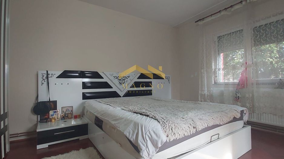 CASA MODERNA DE VANZARE IN MICALACA - Poză 11