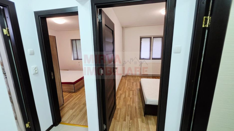 Apartament 3 camere de inchiriat, 9 Mai, 2 bai, beci - Poză 14