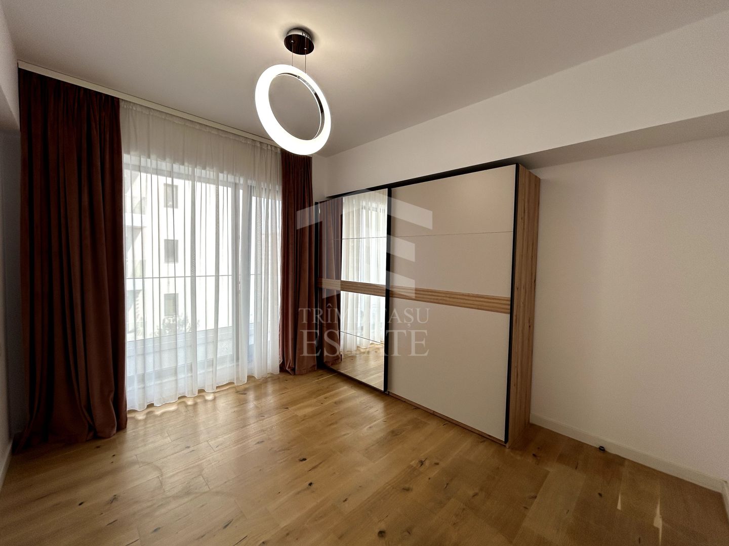 Rond Pipera - Pipera Plaza - 3 camere - Poză 7