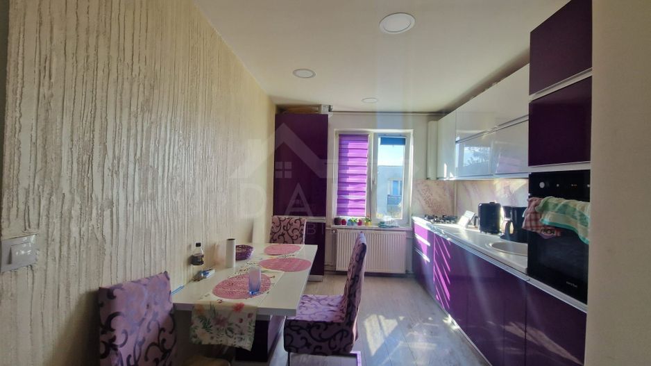 Apartament cu 3 camere in Tudor - Poză 9