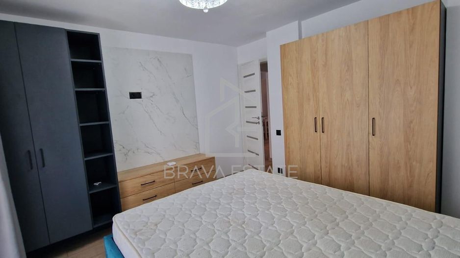 Apartament 3 camere ,decomandat, 62 mp, 2 balcoane, zona Floresti - Poză 2