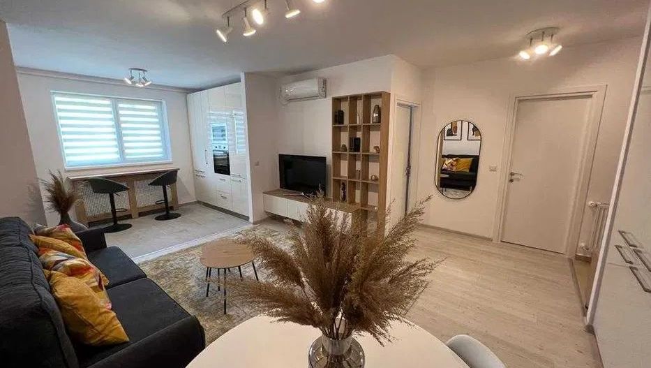 Apartament 2 camere cu centrală proprie și parcare - Poză 2