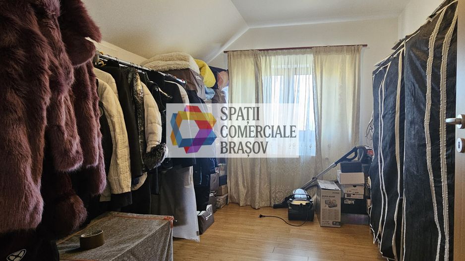 Casă individuala 5 camere de vânzare - zona Tractorul, Coresi - 270 mp - # plus - Poză 28