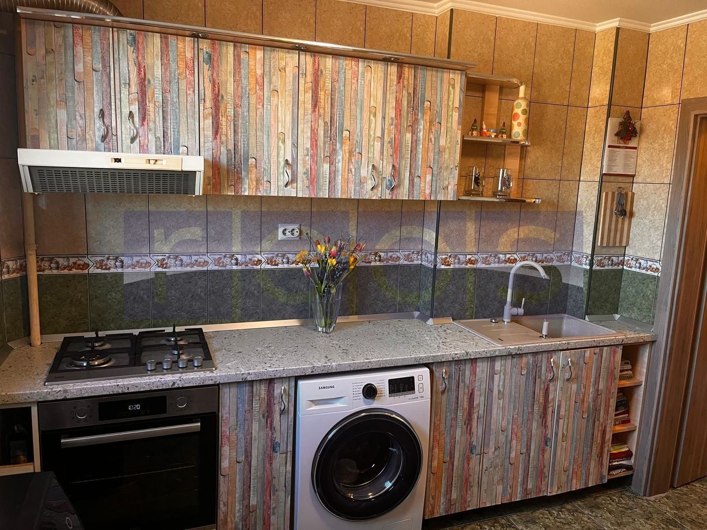 DE VÂNZARE APARTAMENT 3 CAM 2 MINUTE METROU | ȘTEFAN CEL MARE - Poză 2