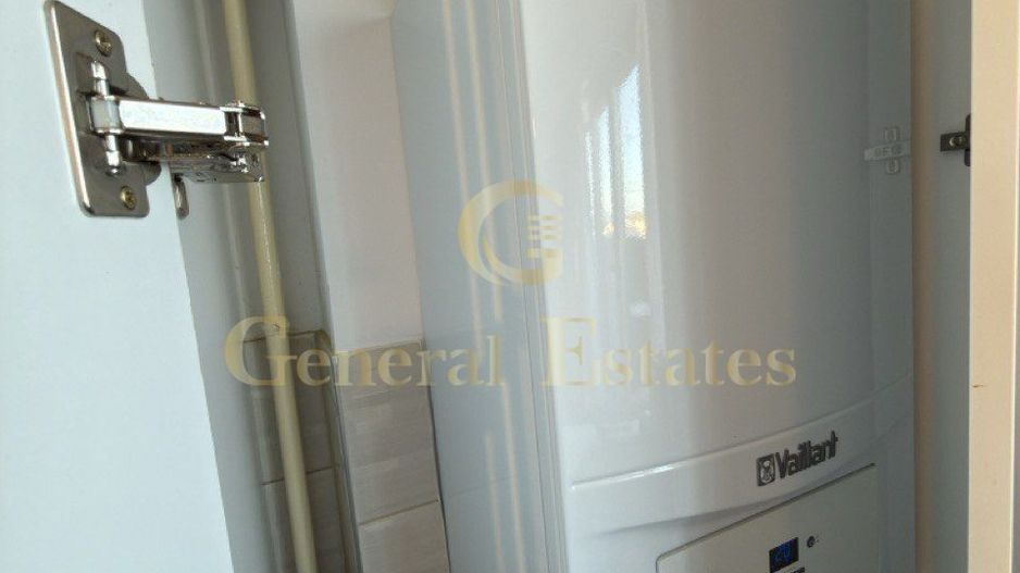 Apartament de vanzare3 camere in apripiere de Coresi - Poză 14