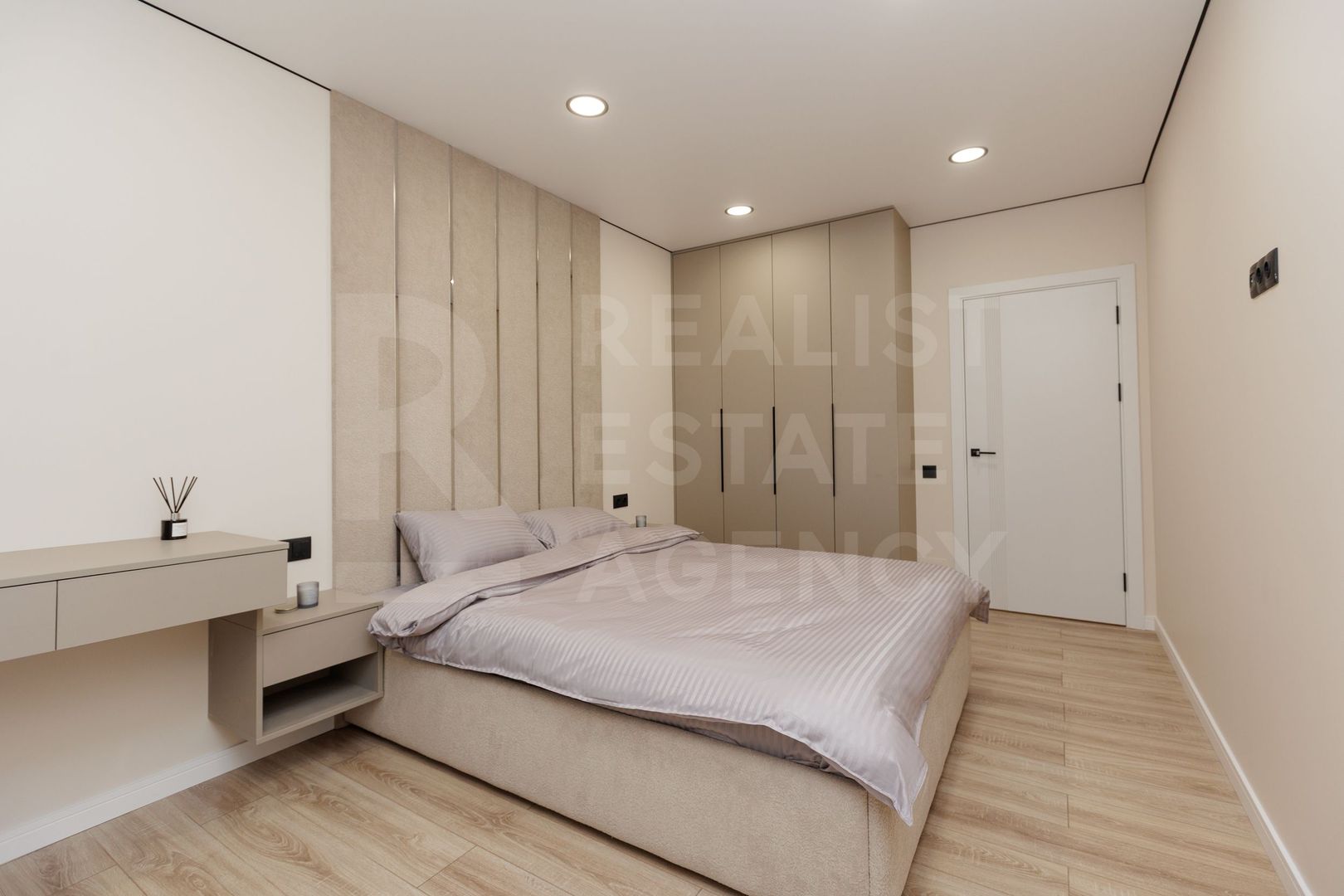 Vânzare, apartament, 2 dormitoare, str. Ion Buzdugan, Buiucani - Poză 11