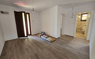 Casa Individuala 4 Camere, 2 Bai, 700mp Teren, Zona Ciugud - Poză 2