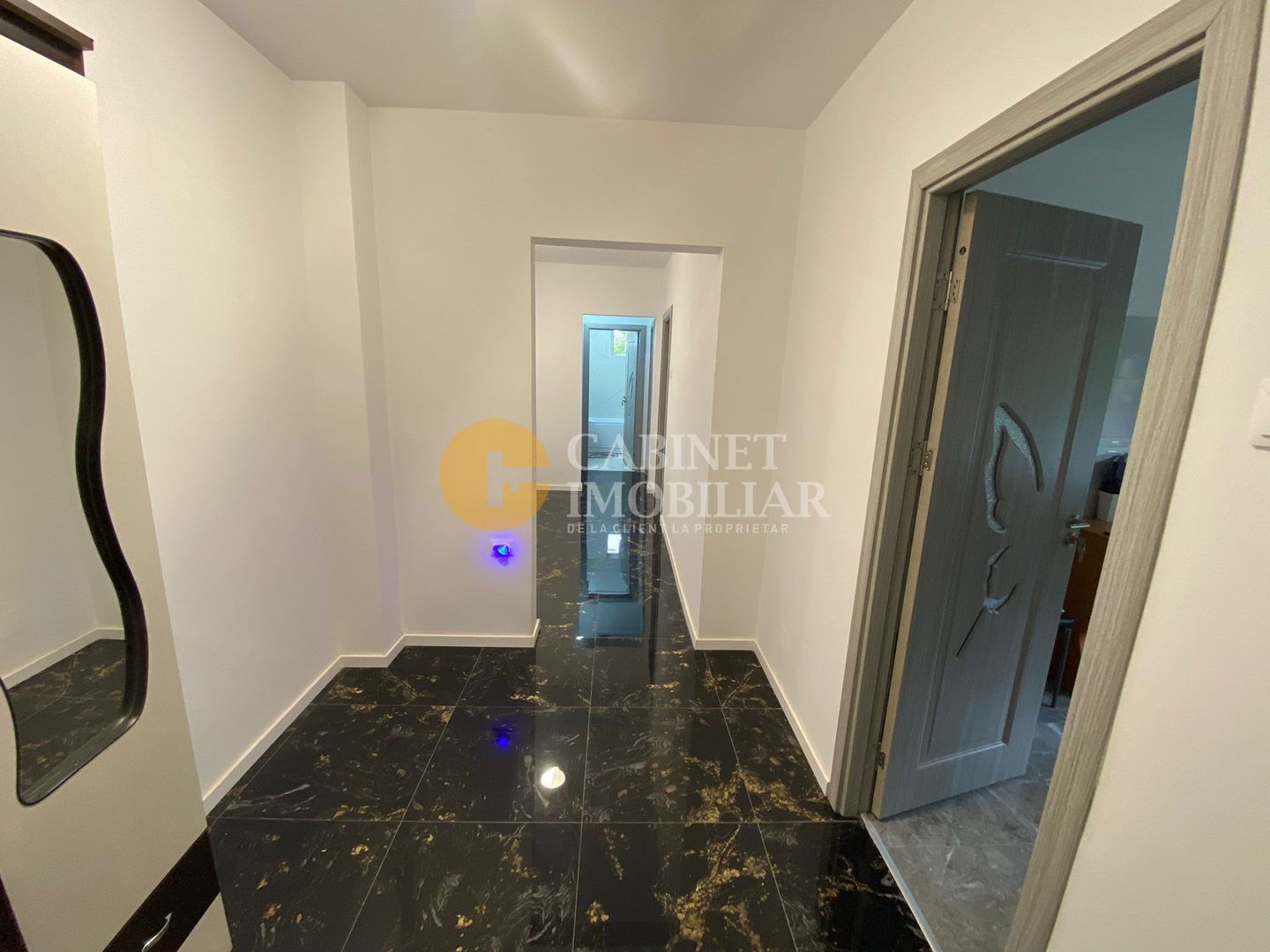 3 CAMERE DECOMANDAT - MIRCEA CEL BATRAN -  RENOVAT - Poză 3