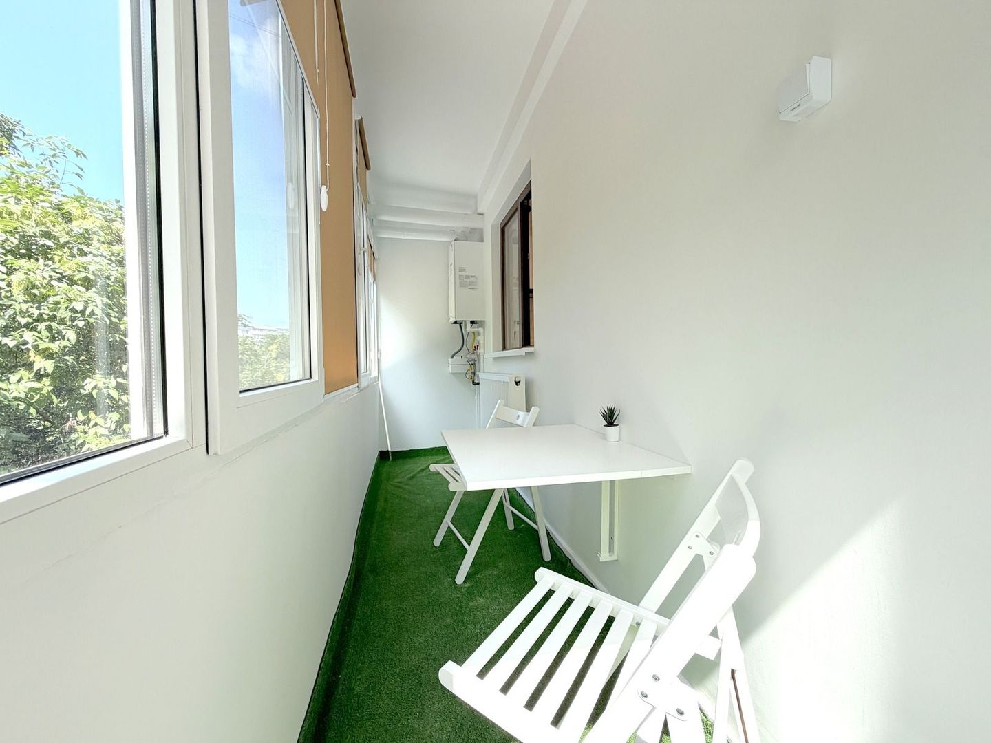2 camere | centrala proprie | langa metrou | vedere spate  | Bd Ion Mihalache - Poză 8