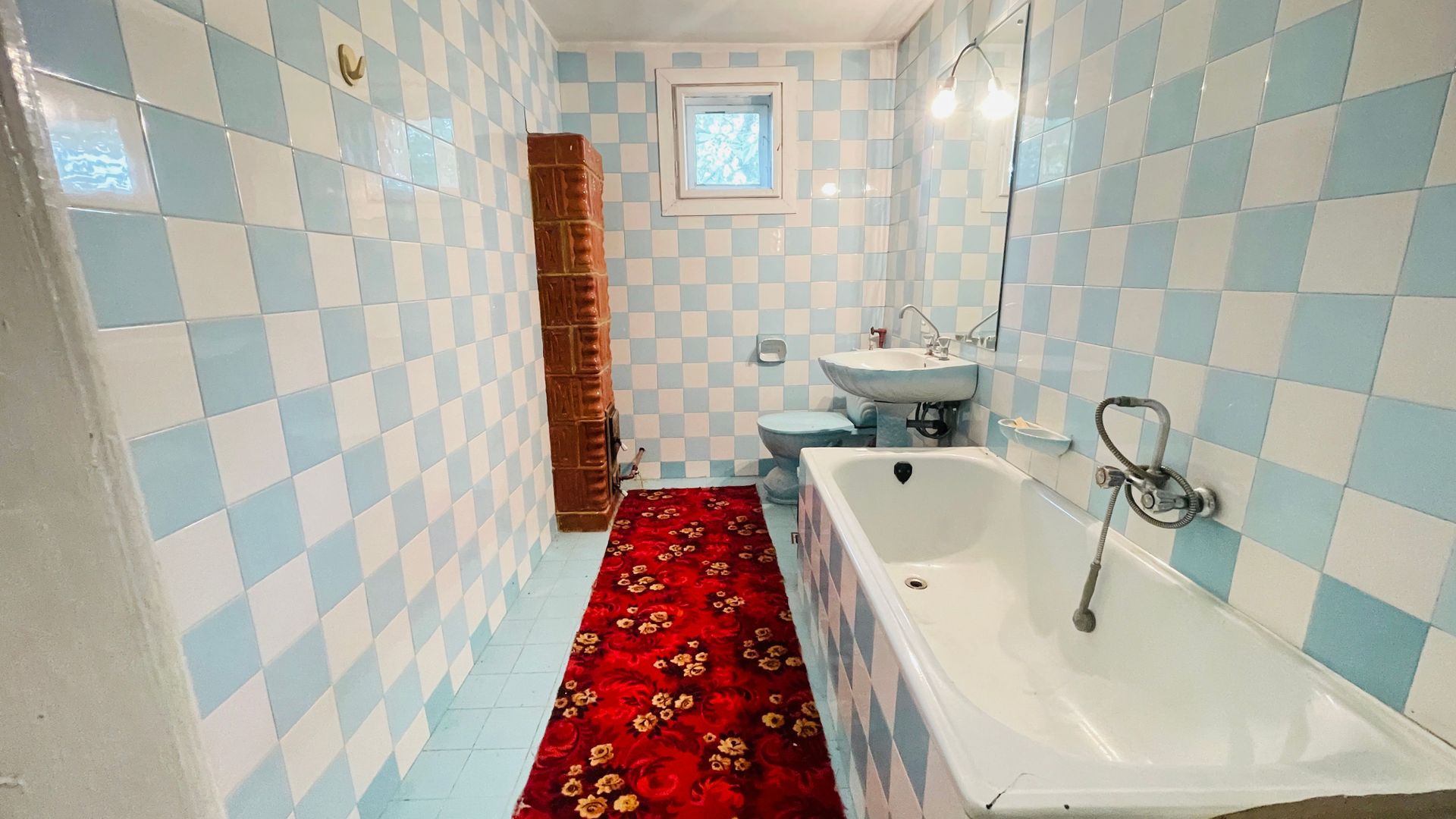 Casa spatioasa cu teren 739 mp in zona Mehala - Poză 19