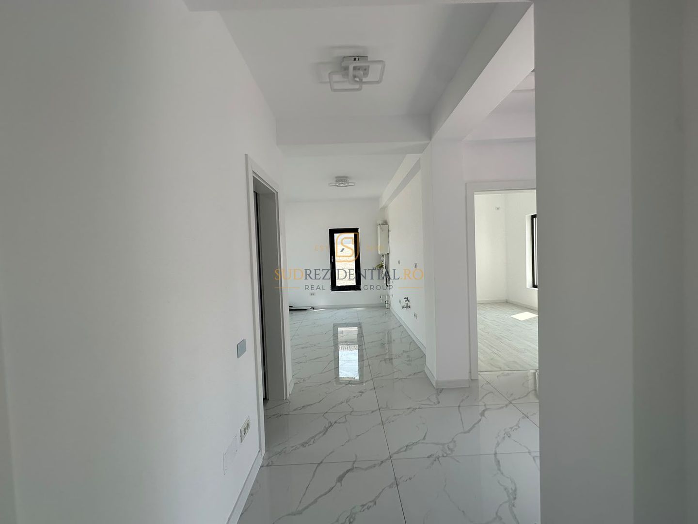 Casă individuală, 4 camere, teren 309 mp - Comuna Berceni - Poză 8