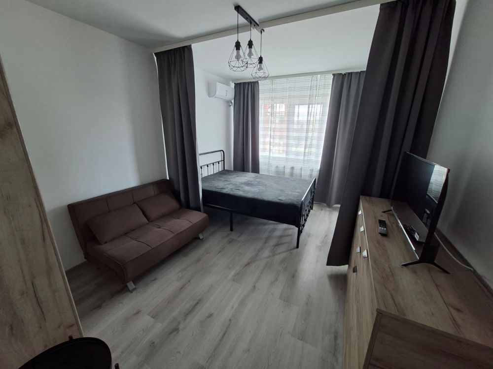 Garsonieră de închiriat Apărătorii Patriei Prima închiriere Centrală proprie - Poză 1