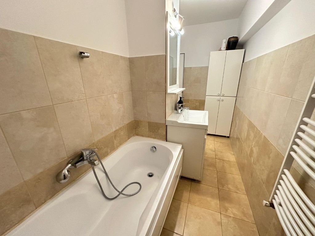Apartament 3 camere de închiriat - Poză 7