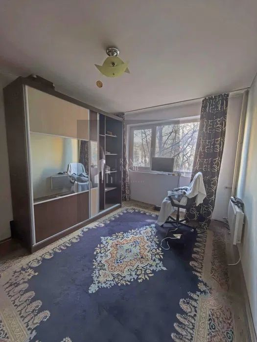 Apartament 2 camere etaj 1/9 Bd Alexandru Obregia Sector 4 - Poză 1