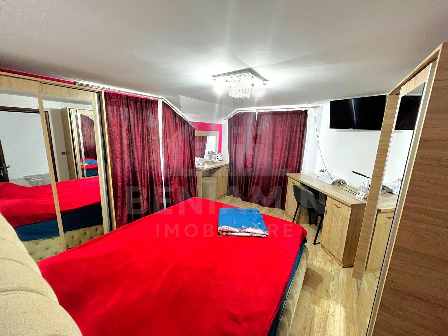Casa P+1-Toate Utilitatile-3 Dormitoare-2 Bai-680mp Teren-Mobilata - Poză 9