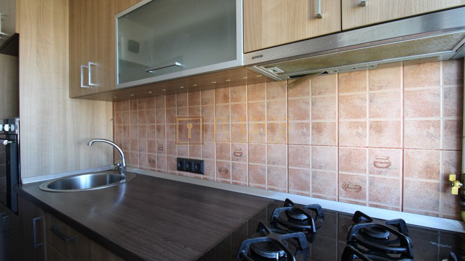 2 camere, centrala proprie, aer conditionat. - Poză 4