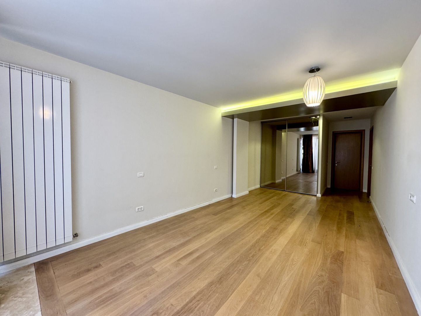 Apartament la parter,lux,spatios+terasa aflat in Aviatiei-Baneasa - Poză 6