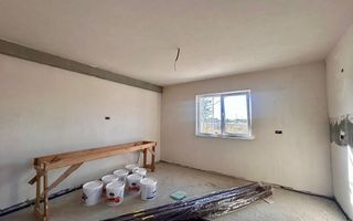 Vilă cu 4 camere de vânzare in Craiova - Poză 12