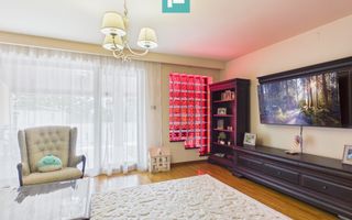 Vilă cu 7 camere de vânzare în zona Central - Poză 34