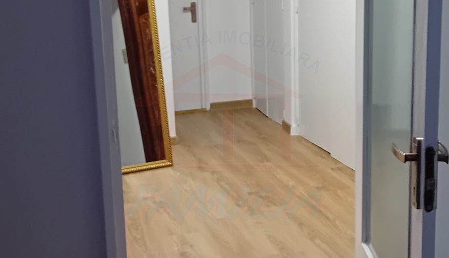 Inchiriere apartament 2 camere, Micro 21, parter, 50 mp, 305 EURO/Luna - Poză 4