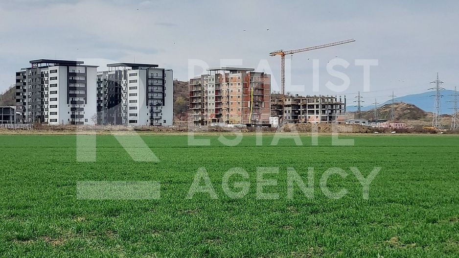 Vânzare, teren intravilan cu PUZ aprobat – Regim P+10 - Poză 1