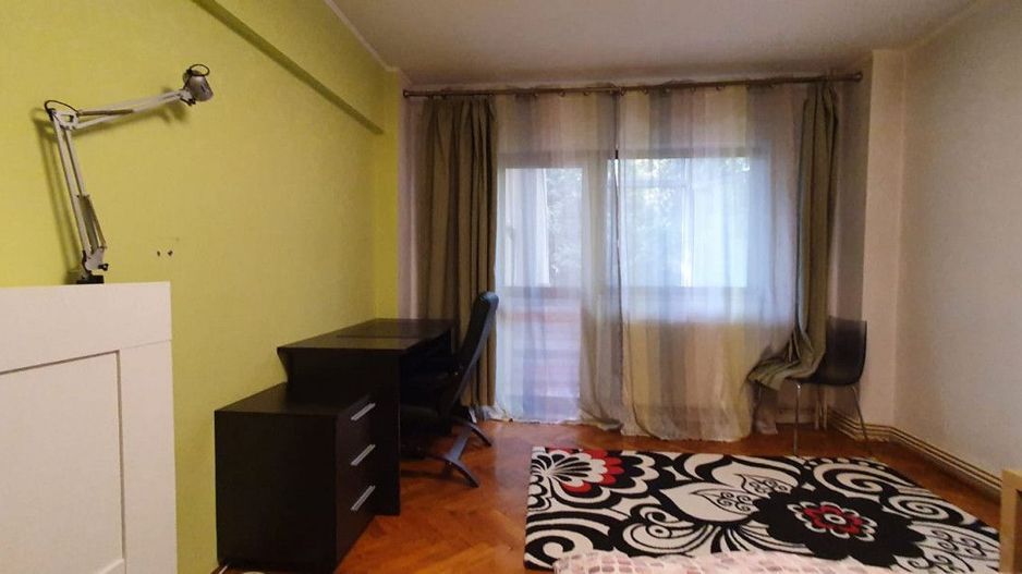 Inchiriere apartament spatios, Centru - Eremia - Poză 13