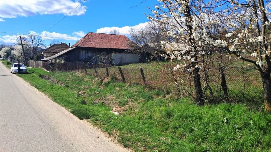 TEREN INTRAVILAN ȘI EXTRAVILAN POLOVRAGI - Poză 9