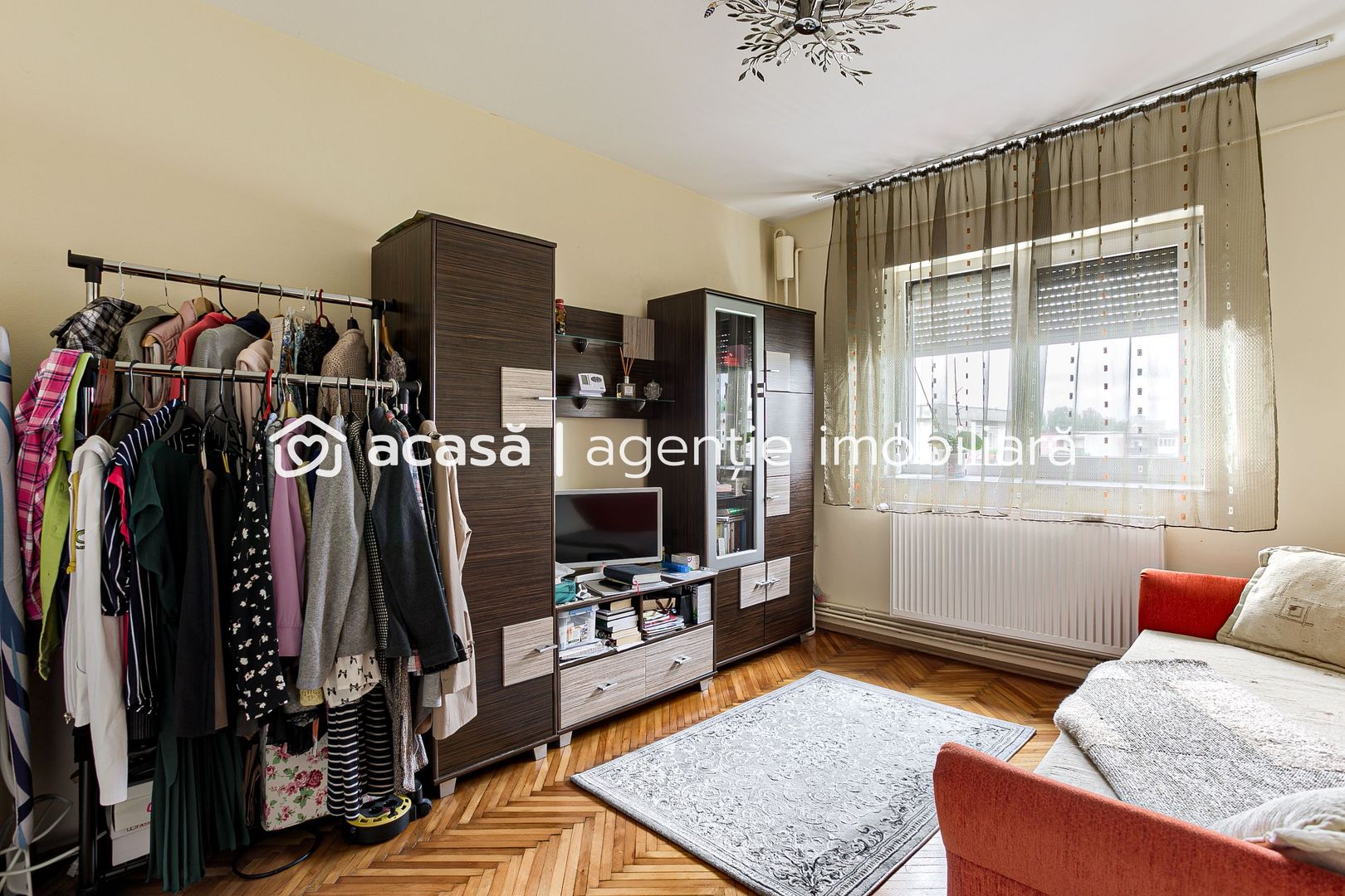 Apartament cu 3 camere zona Miorița etaj 4 - Poză 6