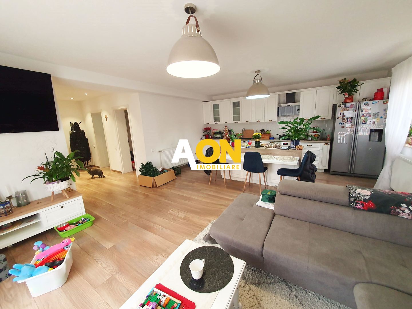 Casa pt 2 familii sau pt. clinica medicala, 8 camere, 486 mp teren - Poză 11