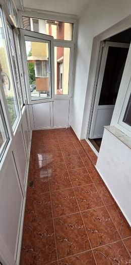 Apartament  4 camere decomandat- Craiovita Noua, zona Scoala 34 - Poză 5