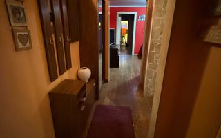 De vanzare apartament cu 3 dormitoare decomandate - Poză 2