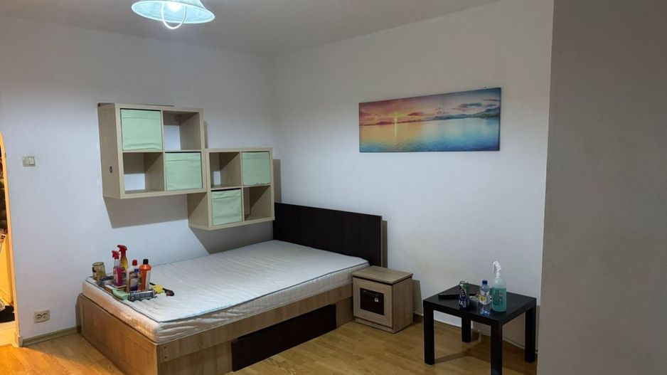 Investiție Vitan: Vanzare Garsonieră 31 mp, Etaj 7, Gata de Închiriat - Poză 1