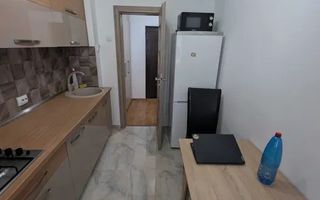 2 camere Stefan Cel MAre ( bloc reabilitat ) - Poză 1