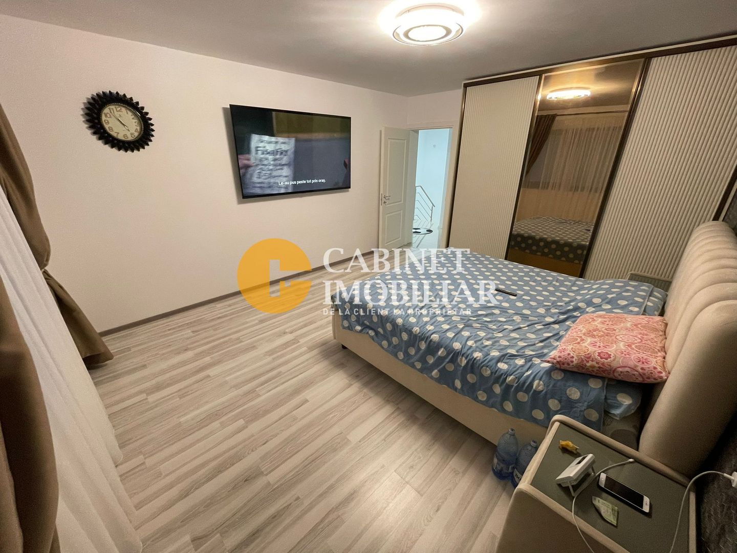 Vila 4 camere PREMIUM - mobilata - intabulata - La asfalt - Poză 9